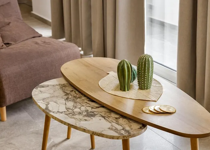 Semes Luxury Apts By Estia