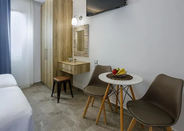 Semes Luxury Apts By Estia