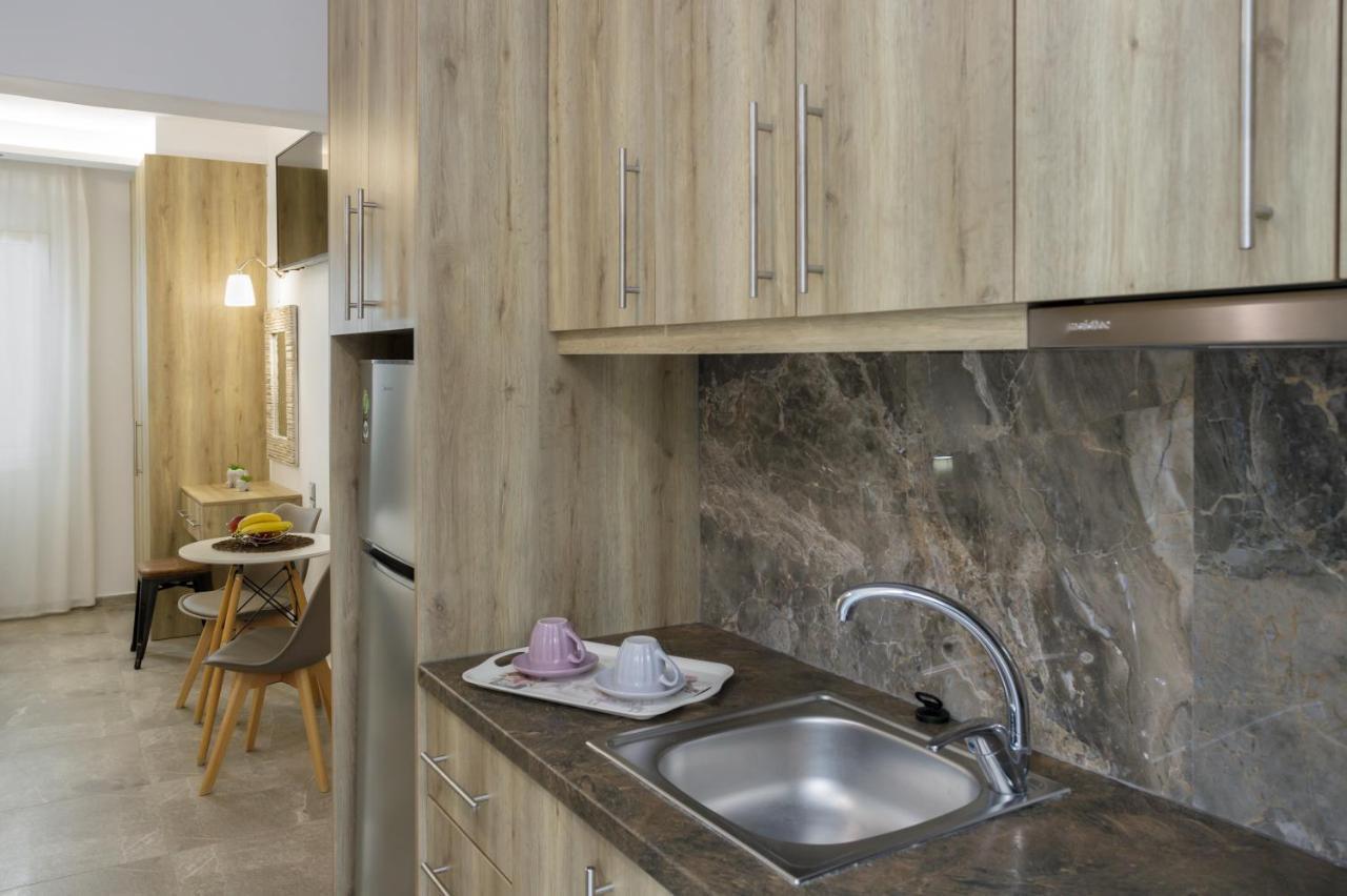Semes Luxury Apts By Estia