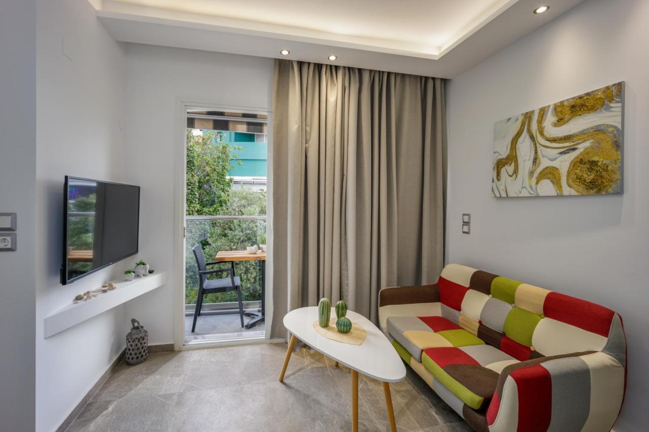 Semes Luxury Apts By Estia *